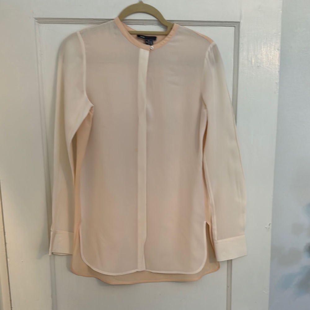 Vince - size 4 - Elegant Cream Women's Silk Blouse